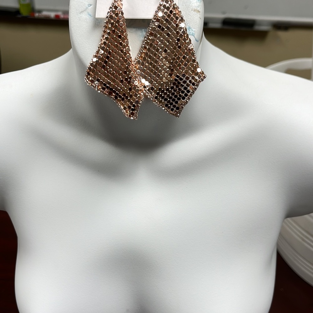 NWT Guess/Marciano Rose Gold Earrings